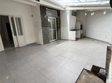 Casa · 131m² · 3 Quartos · 2 Vagas · Casa térrea com 3 quartos à venda em Vila cordeiro - SP
