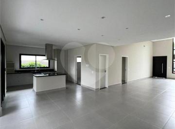 Casa · 290m² · 3 Quartos · 4 Vagas · Condomínio com 3 quartos à venda em Terras De Itaici - SP