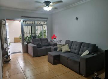 Casa · 289m² · 3 Quartos · 4 Vagas · Casa Térrea com 3 Dormitórios, 4 Vagas e Galpão Comercial nos Fundos - Penha