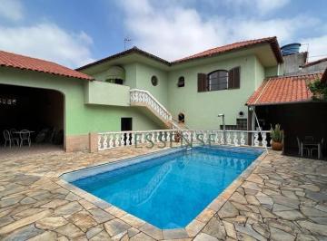 3f02752f4908337c1142868cd429b52efc4d1076 · Sobrado à Venda de 275m² no Jardim Casa Branca em Suzano/SP: 03 dormitórios