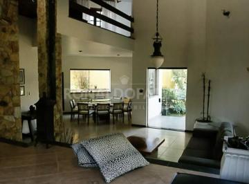 Casa · 420m² · 4 Quartos · 8 Vagas · Casa à Venda em Interlagos 4 Dormitórios 3 Suítes 8 Vagas