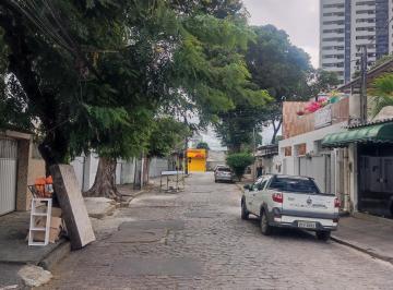 Casa de 4 quartos, Recife · Vende-se casa nascente no bairro da Encruzilhada