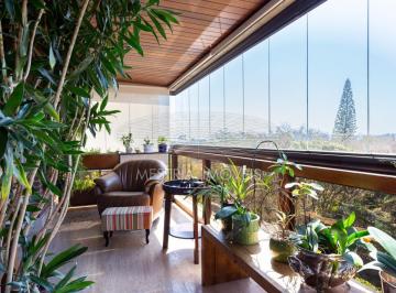Apartamento · 267m² · 4 Quartos · 4 Vagas · Ensolarado e com vista perene. More na proximidade dos melhores colégios e com comércio próximo.