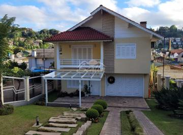 Casa · 205m² · 2 Vagas · CASA X POUSADA