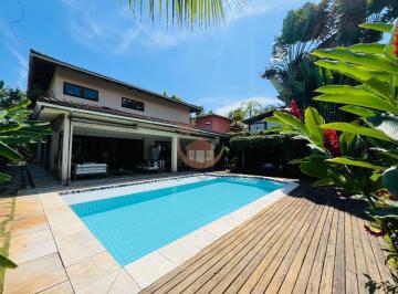 Imagem do Imóvel · Venha desfrutar em grande estilo na belíssima CASA que está à venda na rua principal de Barra do Una