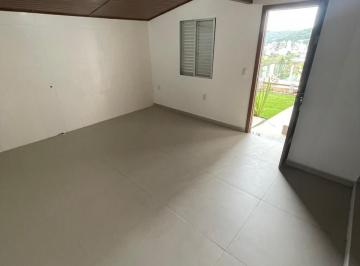 2 · Casa Residencial de 3 dorms no bairro Carvoeira