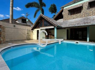 b0985c220c704c96b3b8b842041344f268b45f34 · Casa com 6 dormitórios à venda, 287 m² por R$ 1.700.000,00 - Centro - Peruíbe/SP
