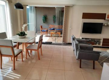 Casa · 218m² · 3 Quartos · 2 Vagas · Casas Residenciais Padrão em Ribeirão Preto