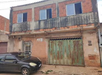 Casa de 3 quartos, Vila Estrutural · Vendo sobrado no Setor Norte JN