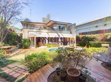 Casa · 388m² · 4 Quartos · 5 Vagas · Casa no Jardim Guedala