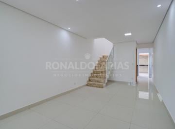 Casa · 110m² · 3 Quartos · 2 Vagas · Sobrado a venda com 03 dormitórios sendo 01 suíte na região do Campo Grande