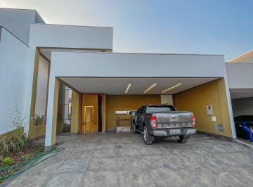 Casa de 3 quartos, Águas Claras · Linda Casa de 04 Suites em Arniqueiras