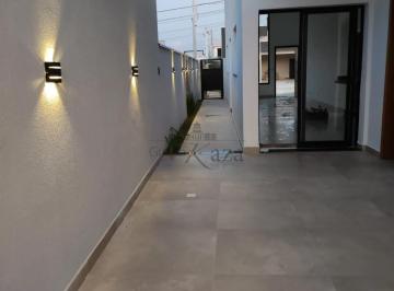Casa · 250m² · 3 Quartos · 4 Vagas · Casa em Condomínio - Residencial Malibu - 135m² - 3 Dormitórios - 135m²
