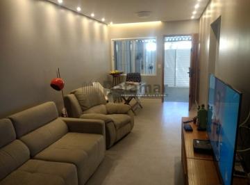 Casa · 75m² · 2 Quartos · 2 Vagas · Casa térrea totalmente reformada