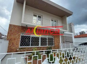 Casa · 300m² · 3 Quartos · 10 Vagas · Sobrado de Sonhos à Venda!