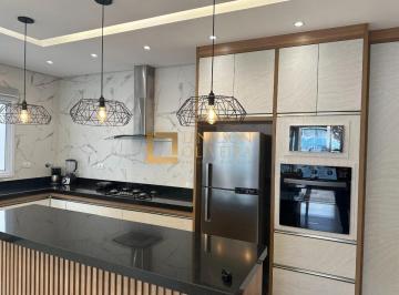 Imagem do Imóvel · COBERTURA ESPEACULAR POR D SOL COM JACUZZI TONINHAS