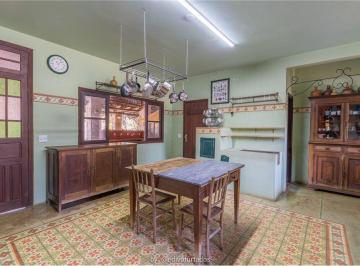 Casa · 711m² · 4 Quartos · Casa de alto padrão a venda em Valinhos/SP