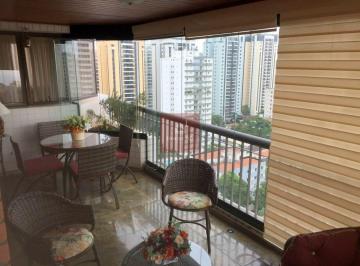 Apartamento · 200m² · 4 Quartos · 4 Vagas · Apartamento em Moema Pássaros com 200m², 4 dormitórios, sendo 4 suítes.