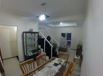 Casa · 90m² · 2 Quartos · 2 Vagas · Sobrado em Vila Guilhermina - Praia Grande, SP