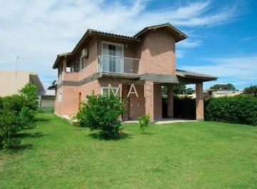 Foto 01 · Casa em Condomínio de Alto Padrão em São João do Rio Vermelho - Florianópolis-SC: 4 quartos, 2 suíte