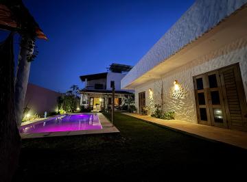 Casa de 4 quartos, Trairi · Casa na Praia de Guajiru, Trairi, CE com 217m2