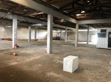 Comercial · 800m² · PAVILHÃO COM 800M2