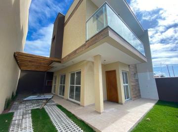 Casa · 97m² · 3 Quartos · 1 Vaga · SOBRADO NOVO, 02 QUARTOS + SUITE, BAL CAMBIJU