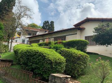Casa · 240m² · 3 Quartos · 5 Vagas · Casa Térrea