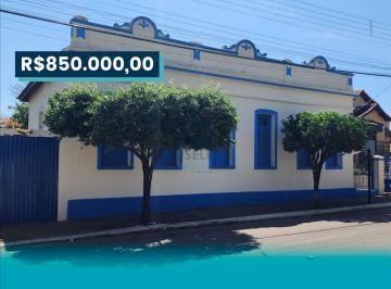 img0 · CASA COM QUASE 1300M2 E NO CENTRO
