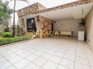 Casa · 175m² · 3 Quartos · 4 Vagas · Casa Térrea à Venda - 3 Dormitórios, Suíte, Churrasqueira e 3 Vagas