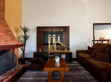 eea450267d623f2f3dc6e8c7ea9ef4036c1045bd · Casa com vista incrível, 3 quartos sendo 1 suíte, quintal e SPA na Fazendinha em Teresópolis-RJ