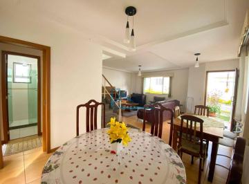 4ee1562a5b0a4a4dd2903d49b2819b72f5d4a304 · Casa em condomínio com 4 dorms.(1suíte) + 2 vagas e lazer - Agriões