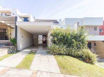 Casa · 197m² · 3 Quartos · 1 Vaga · Casa em condominio 3 quartos com infra completa e belo jardim - Vila Nova