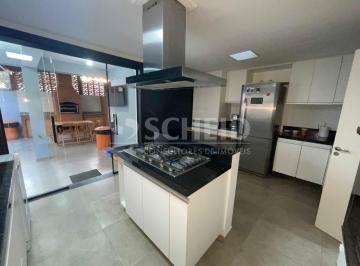 Casa · 280m² · 4 Quartos · 2 Vagas · Sobrado em Ipiranga com 280m²