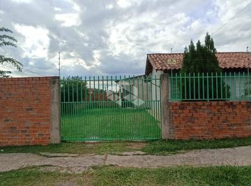 464894_ijnmB98388W94x362G6_4648946511dd2c7f509.jpg · Casa à venda com 04 dormitórios,  pátio e vaga de garagem na região de Camobi, Santa Maria.