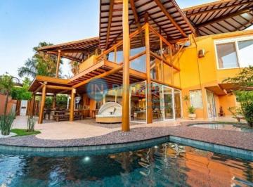 Foto 01 · Maravilhosa Casa Alto Padrão com 5 suítes, piscina, sauna, escritório, academia, área gourmet no Con