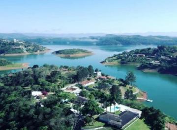Rural de 7 quartos, Jacareí · Linda chácara em condomínio, para venda, localizado em Jacareí - SP