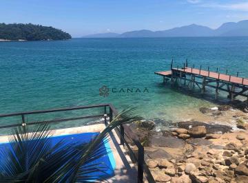 Casa · 820m² · 7 Quartos · 3 Vagas · Linda propriedade pé na areia, linda vista do mar, em condomínio, 7 suítes