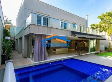 Casa · 600m² · 3 Quartos · 5 Vagas · Casa em Condomínio em Chácara Santo Antônio (Zona Sul) com 600m², 3 suítes!