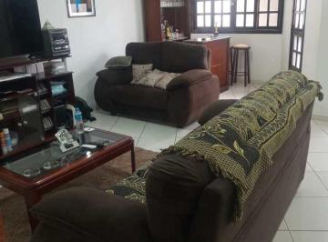 Casa · 200m² · 3 Quartos · 3 Vagas · Sobrado com 3 quartos, Vila Oliveira, Mogi das Cruzes - R$ 740 mil, Cod: 3444