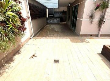 Casa · 271m² · 3 Quartos · 2 Vagas · Condomínio fechado -