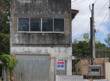 Comercial · 196m² · 7 Vagas · Pavilhão com 2  moradias na Santa Flora