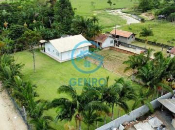 Rural · 2500m² · 3 Quartos · Chácara em Meio a Natureza com Riacho e Terreno de 2.500m² à venda em Tijucas/SC