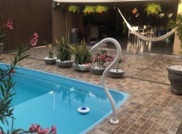 Casa · 260m² · 4 Quartos · 6 Vagas · Casa à venda no bairro Jardim Petrópolis - Cuiabá/MT