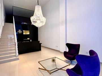 Comercial · 147m² · 1 Vaga · Loja Centro de Balneário Camboriú