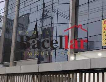 Comercial · 730m² · Prédio - / Comercial / Tanque