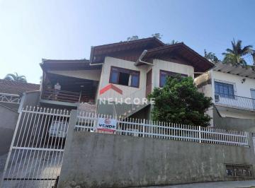 Casa · 396m² · 12 Quartos · 4 Vagas · Casa em Rua Olinda - Garcia - Blumenau/SC