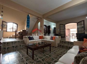 Casa · 340m² · 4 Quartos · 6 Vagas · Sobrado em  Rua João Fernandes Cardoso Filho - Jardim Porto Novo - Caraguatatuba/SP