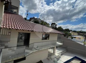 Casa de 3 quartos, Curitiba · Casa com 3 quartos, 1 Suíte, 6 Vagas à venda em Pilarzinho - PR
