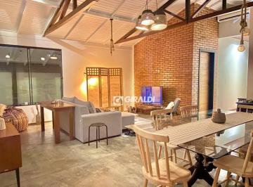 8500af7b95e3ad1b0e1ee18ee7dfc73099db9513 · Casa com 3 dormitórios, 241 m² - venda por R$ 2.100.000,00 ou aluguel por R$ 10.500,00/mês - Fazenda